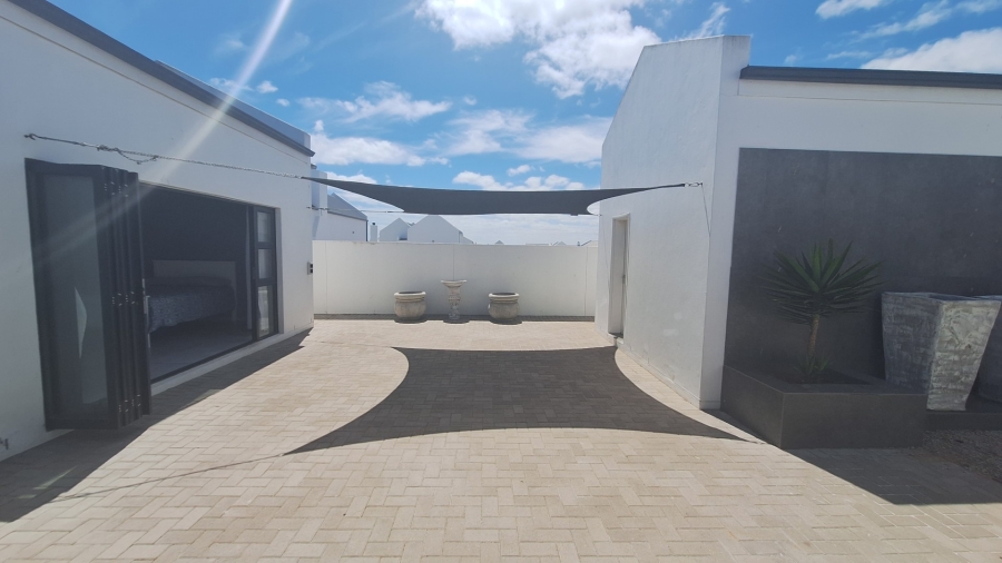 3 Bedroom Property for Sale in Atlantic Sands Private Estate Western Cape